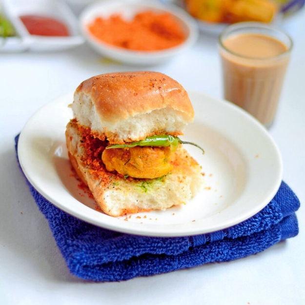 Classic Vada Pav